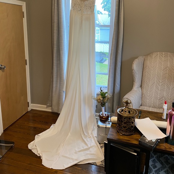 Pronovias Wedding dress - Picture 2 of 5